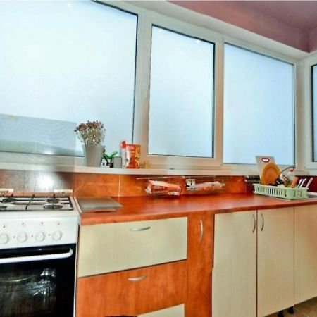 Apartament Laurentiu - Etaj.1 Bukares Bagian luar foto
