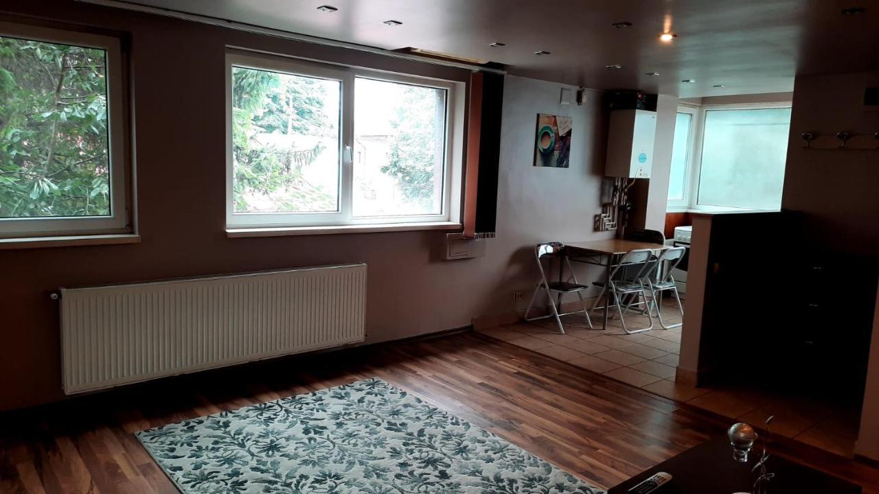 Apartament Laurentiu - Etaj.1 Bukares Bagian luar foto