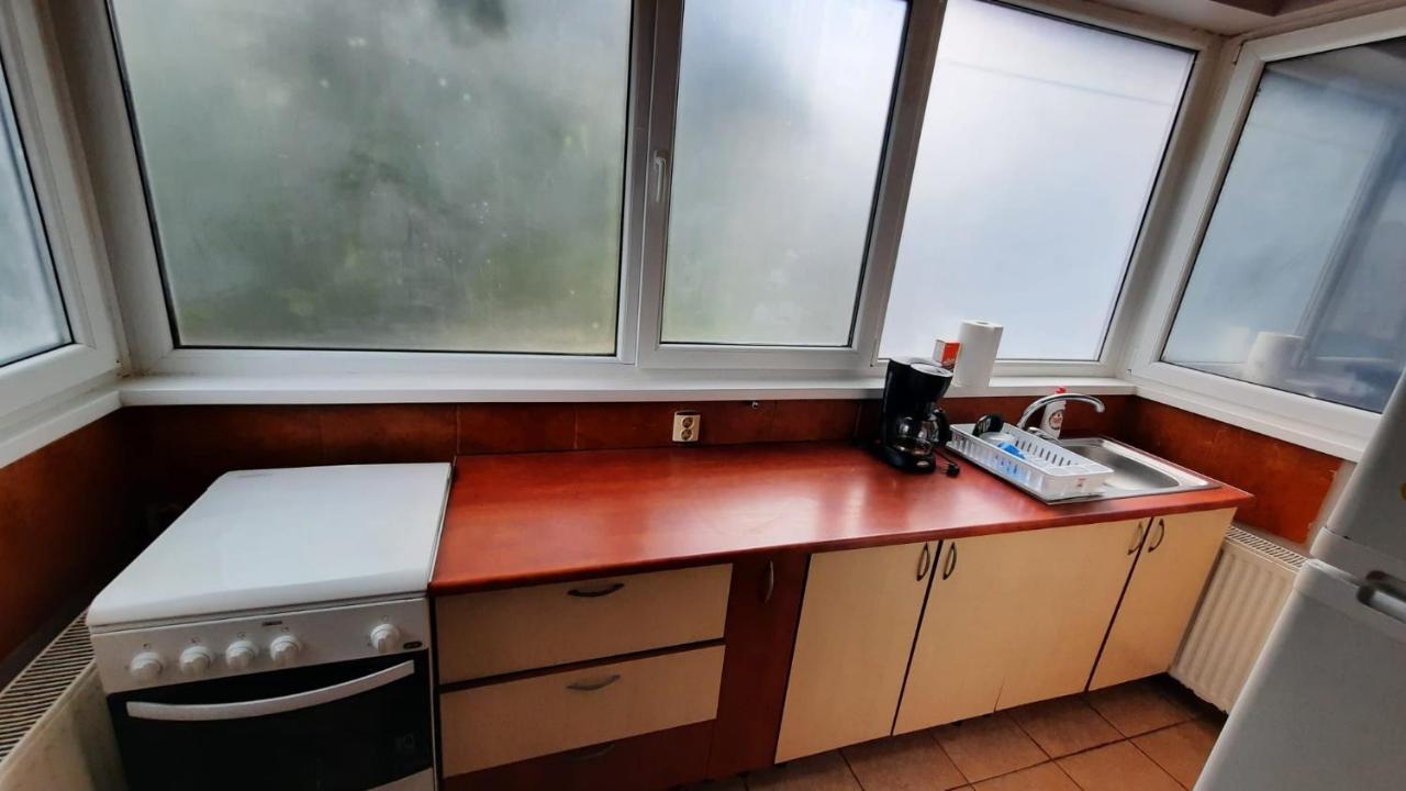 Apartament Laurentiu - Etaj.1 Bukares Bagian luar foto