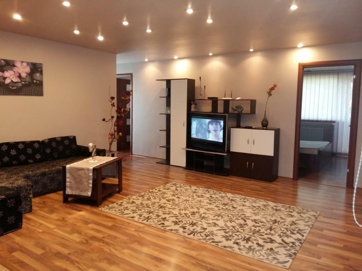 Apartament Laurentiu - Etaj.1 Bukares Bagian luar foto